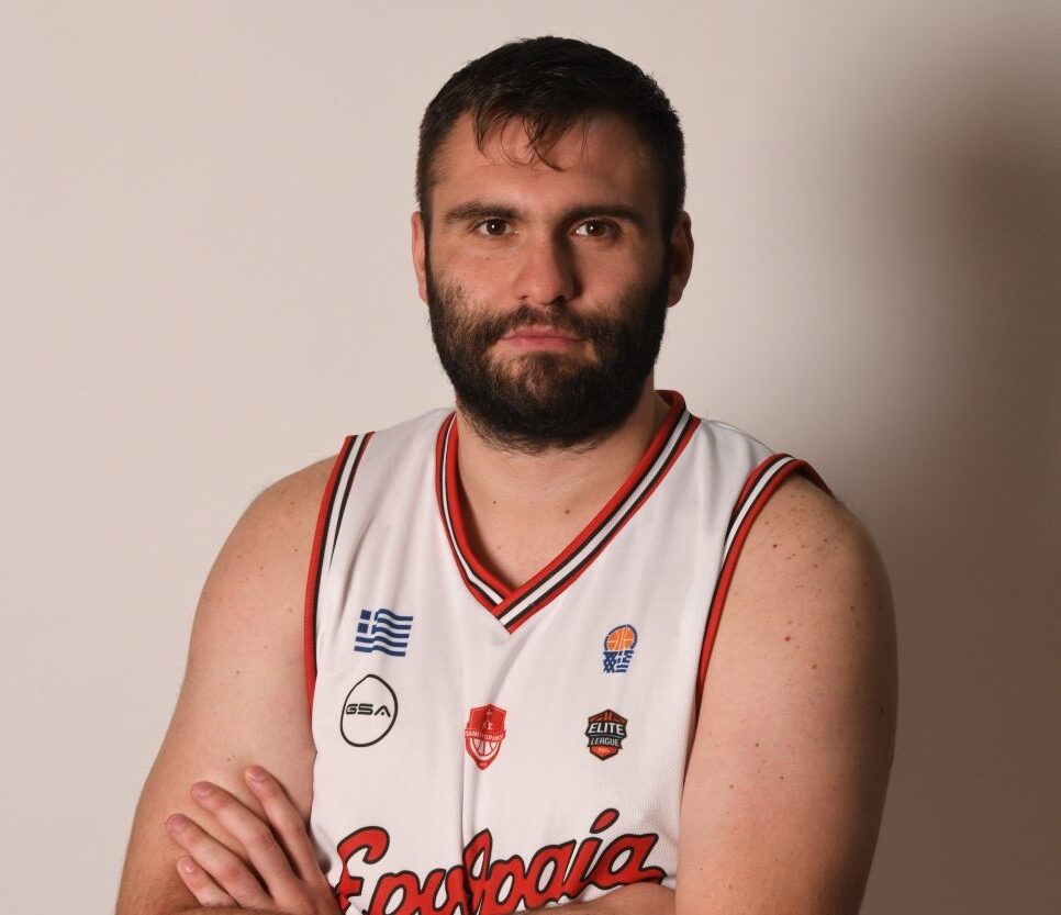 ΝΙΚΟΣ ΚΑΜΑΡΑΣ